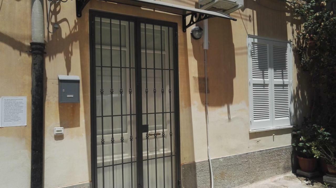Aloha House Ortigia Villa Syrakusa Exteriör bild
